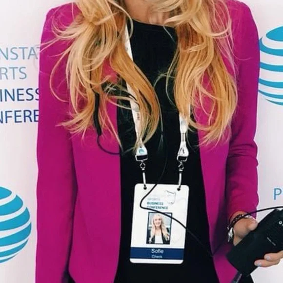 Hot pink blazer - super flattering cut - Picture 1 of 2